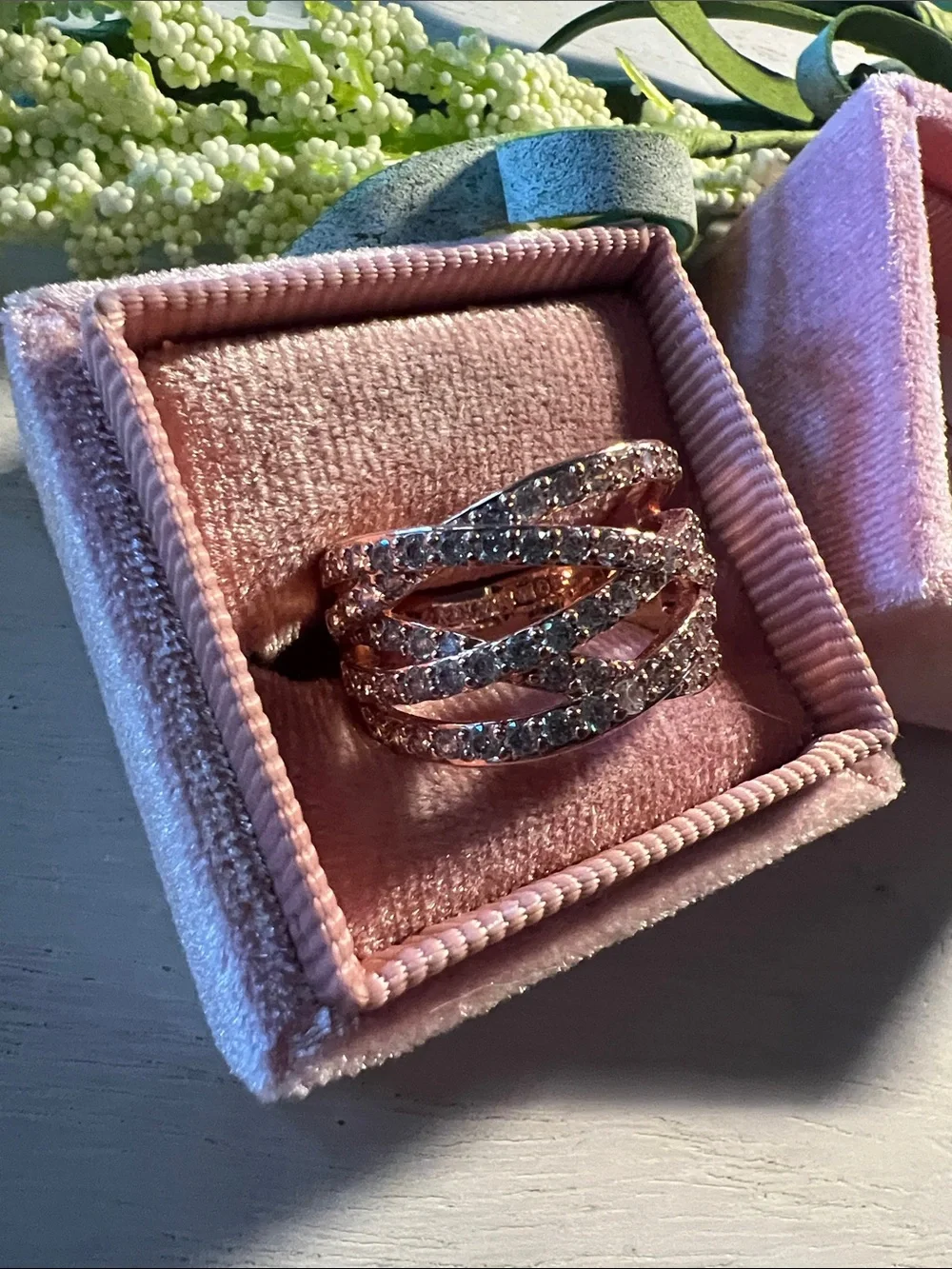 Bomb Party size 8 diamond CZ on rose gold